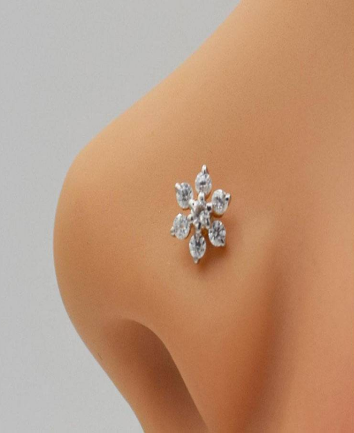 সিক্স লিফ জিরোনিয়া গোল্ড নোজ পিন